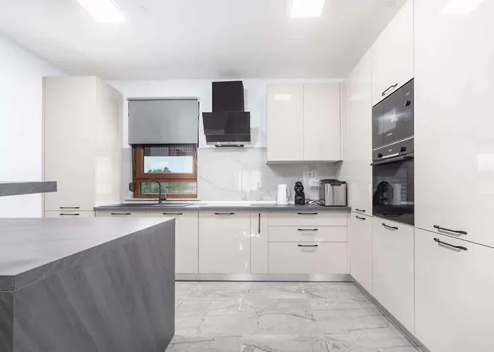 In - Region 43026 Buje