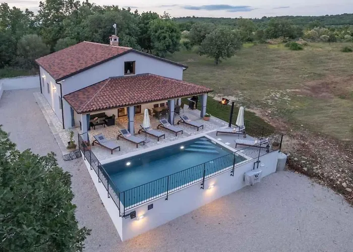 In - Region 43026 Holiday home