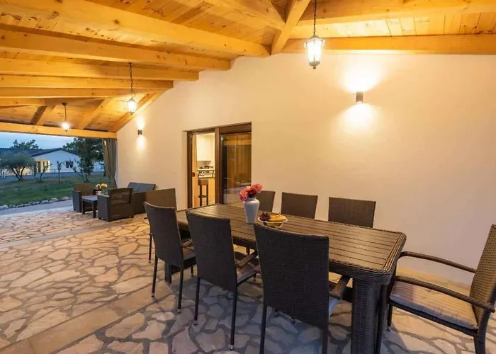 Holiday home In - Region 43026 Buje